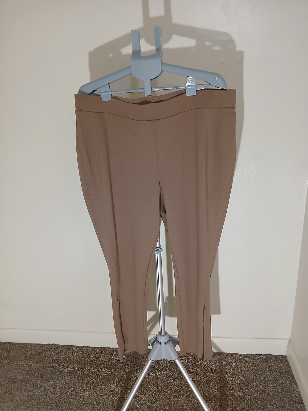 Lane Bryant Skinny Ankle Tan Stretch Pull-on Pants Sz. 22 NWT